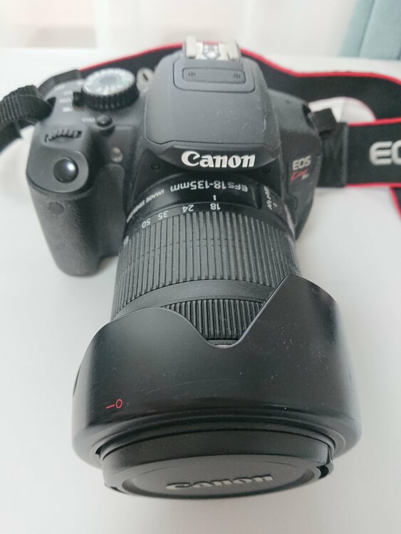 EOS kiss X6i（カメラ）の商品画像 - 査定依頼日：2026年4月15日 - 最高査定価格：14,100円