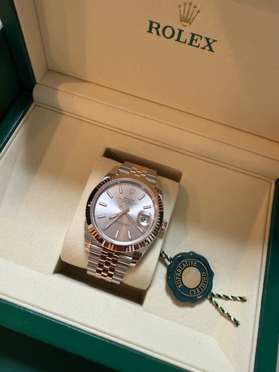 デイトジャスト41m コンビ　エバーローズゴールド　サンダスト文字盤（高級時計）の商品画像 - 査定依頼日：2026年2月10日 - 最高査定価格：2,950,000円