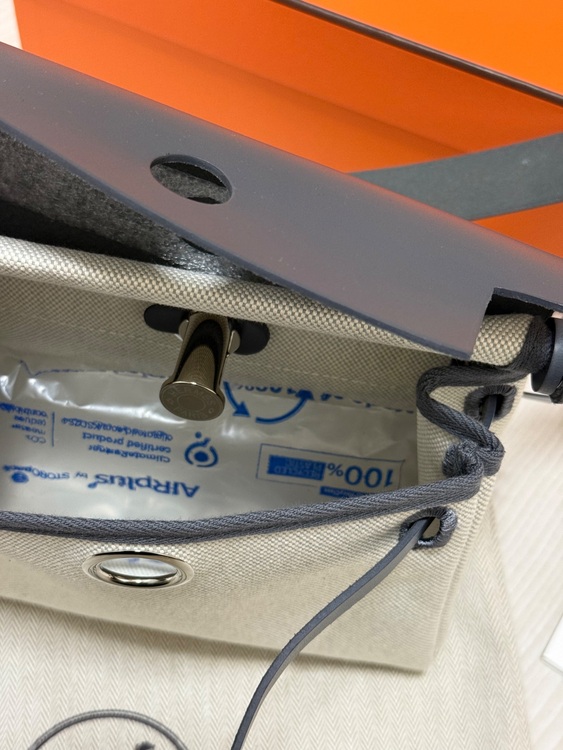 エールバッグミニ（ブランドバッグ）の商品画像 - 査定依頼日：2025年11月18日 - 最高査定価格：470,000円