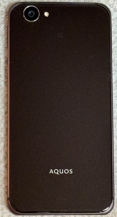 Androidスマホ（スマホ）の商品画像 - 査定依頼日：2025年7月6日 - 最高査定価格：700円