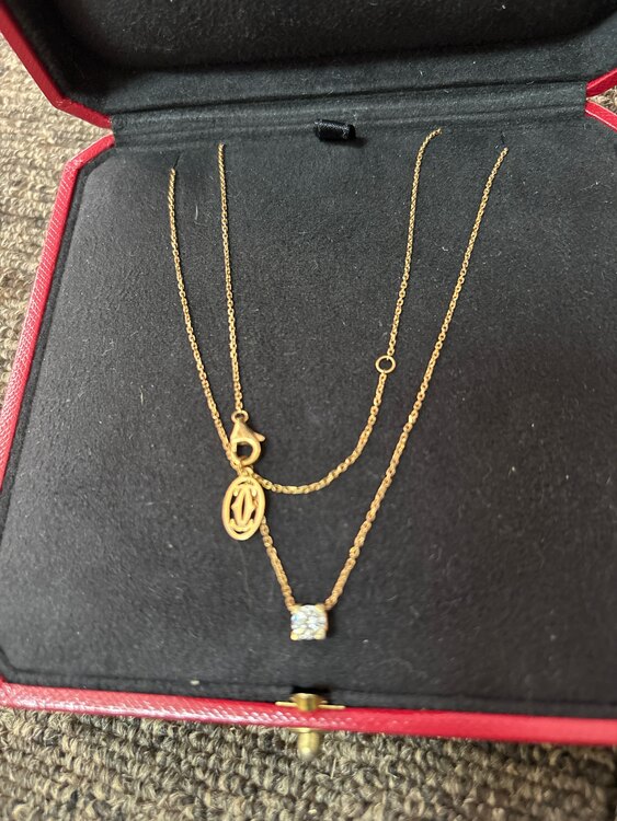 カルティエ　N7063200　Cドゥカルティエネックレス　保証書あり　（宝石）の商品画像 - 査定依頼日：2025年5月2日 - 最高査定価格：300,000円