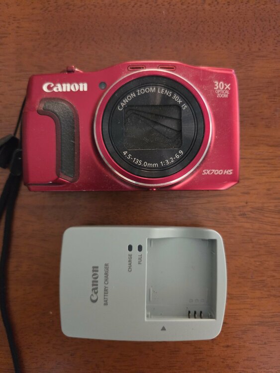 SX700HS（カメラ）の商品画像 - 査定依頼日：2026年8月8日 - 最高査定価格：23,000円