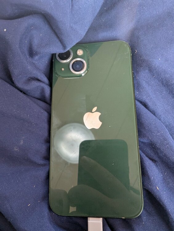 iPhone iPhone 13 128GB SIMフリー（スマホ）の商品画像 - 査定依頼日：2026年7月30日 - 最高査定価格：15,000円