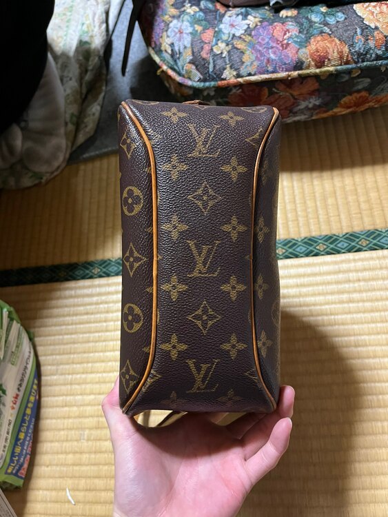 ヴィトンバッグ（ブランドバッグ）の商品画像 - 査定依頼日：2025年3月12日 - 最高査定価格：80,000円