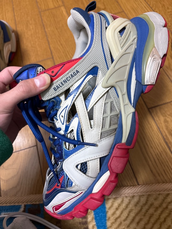 バレンシアガ  （ブランドバッグ）の商品画像 - 査定依頼日：2026年3月27日 - 最高査定価格：32,000円