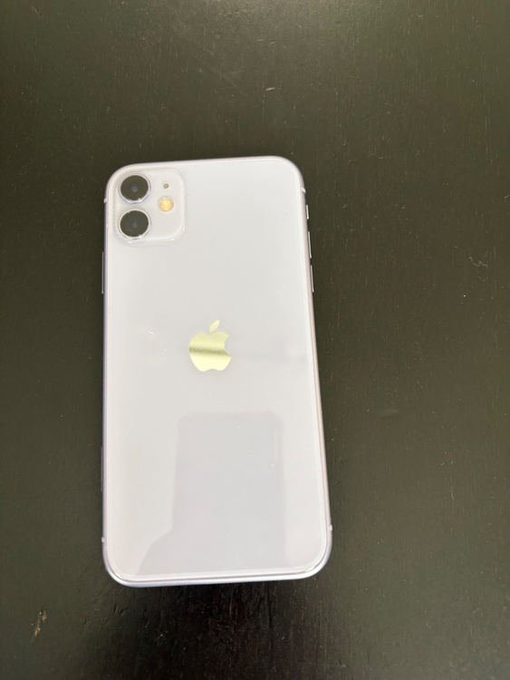 iPhone11 256GB Softbank（スマホ）の商品画像 - 査定依頼日：2026年5月9日 - 最高査定価格：16,000円