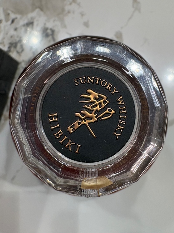 ウイスキー サントリー響 （お酒）の商品画像 - 査定依頼日：2026年2月17日 - 最高査定価格：57,000円