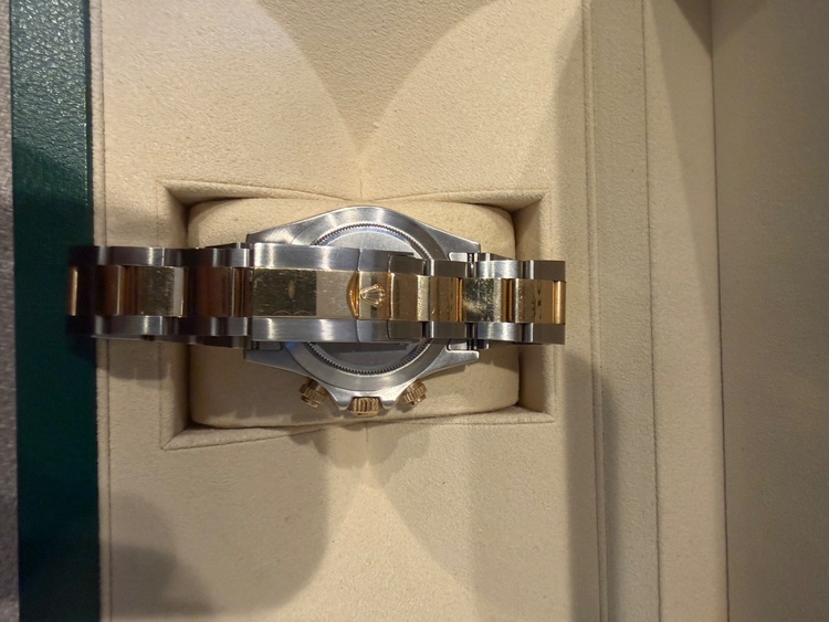 ロレックス　コスモグラフデイトナ（高級時計）の商品画像 - 査定依頼日：2026年2月3日 - 最高査定価格：2,900,000円