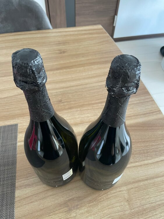 ドンペリニヨン2013（お酒）の商品画像 - 査定依頼日：2025年1月30日 - 最高査定価格：37,000円