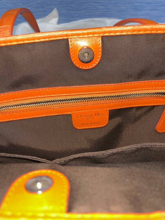 不明（ブランドバッグ）の商品画像 - 査定依頼日：2022年9月8日 - 最高査定価格：40,000円