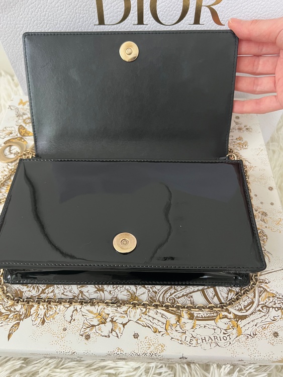 Lady Dior ポーチ（ブランド財布・小物）の商品画像 - 査定依頼日：2025年10月31日 - 最高査定価格：100,000円