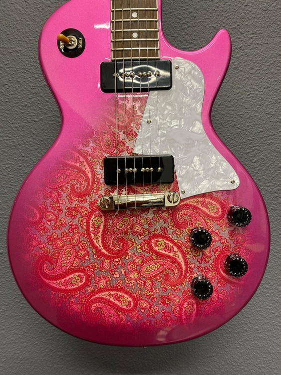 LSS158PaisleyRed（ピアノ・楽器・PA機材）の商品画像 - 査定依頼日：2026年4月14日 - 最高査定価格：90,000円