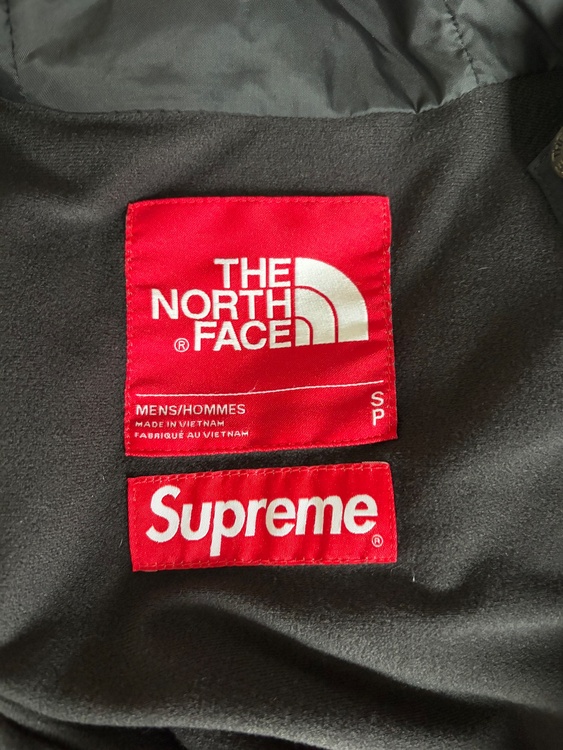 Supreme NORTHFACE 19SS Arc Logo Mountain（古着・ファッション）の商品画像 - 査定依頼日：2026年9月13日 - 最高査定価格：28,000円