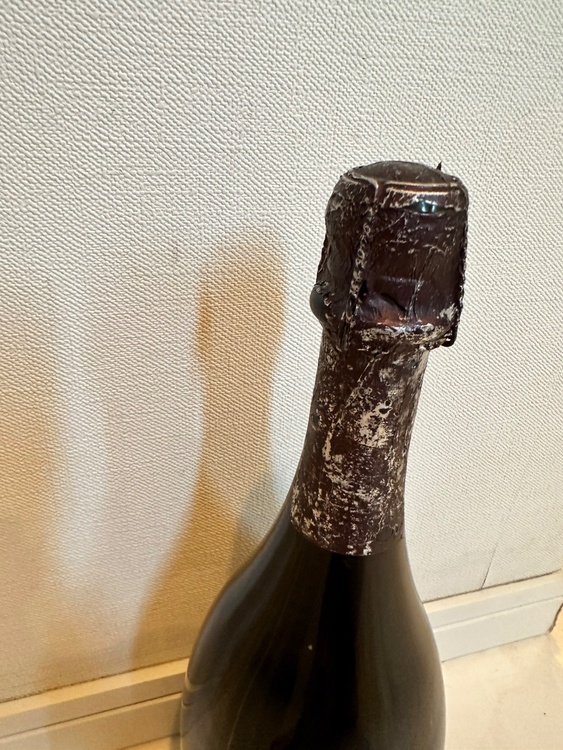 シャンパン ドン・ペリニヨン （お酒）の商品画像 - 査定依頼日：2026年2月10日 - 最高査定価格：27,500円