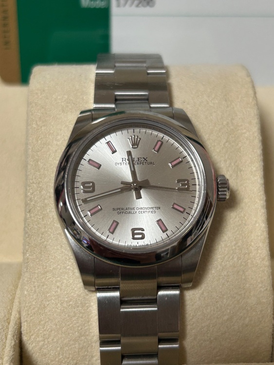 オイスターパーペチュアル（高級時計）の商品画像 - 査定依頼日：2025年10月4日 - 最高査定価格：800,000円