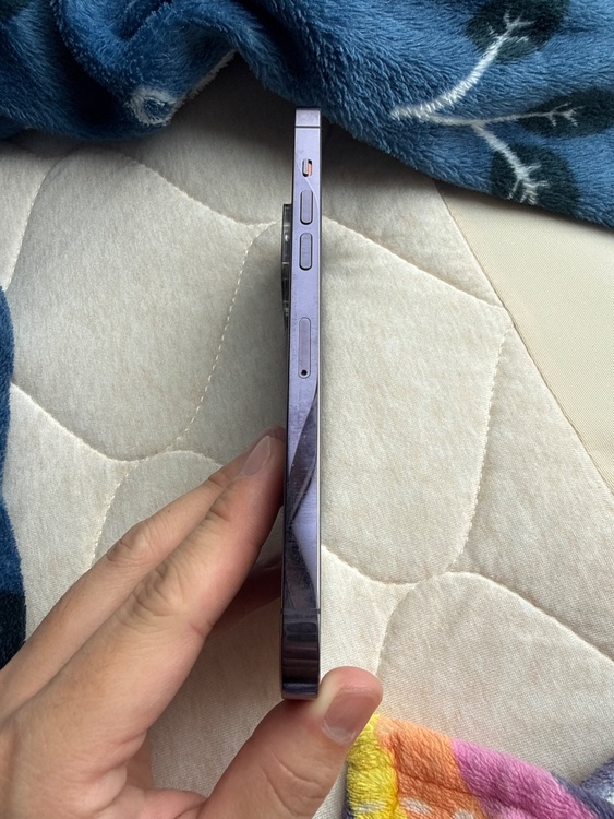 iPhone iPhone 14 Pro Max 128GB au（スマホ）の商品画像 - 査定依頼日：2026年8月6日 - 最高査定価格：80,000円