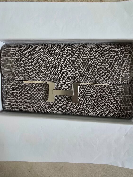 コンスタンストゥーゴー（ブランド財布・小物）の商品画像 - 査定依頼日：2025年9月18日 - 最高査定価格：3,000,000円