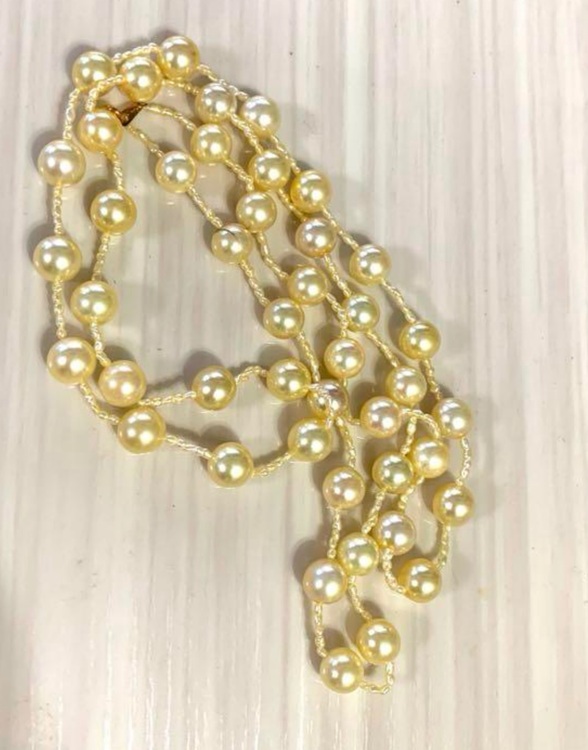 アコヤ真珠染めゴールデンロングネックレス（宝石）の商品画像 - 査定依頼日：2025年7月14日 - 最高査定価格：3,000円