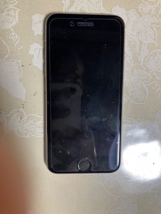 iPhone SE (第 3 世代) 128GB SIMフリー（スマホ）の商品画像 - 査定依頼日：2025年11月26日 - 最高査定価格：31,000円