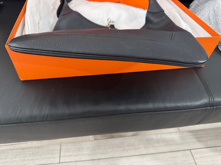 トリム（ブランドバッグ）の商品画像 - 査定依頼日：2026年4月25日 - 最高査定価格：160,000円