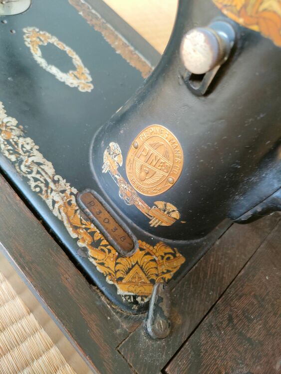 アンティークミシン　THE PINES MANFAG.co（美術品・骨董品）の商品画像 - 査定依頼日：2025年9月25日 - 最高査定価格：2,000円
