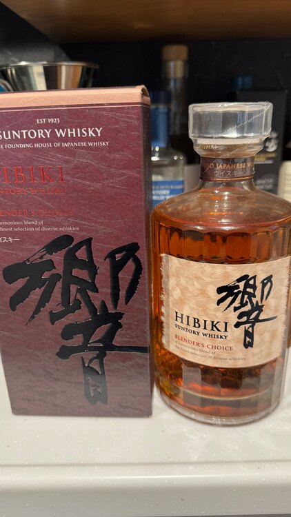 ウイスキー サントリー山崎 （お酒）の商品画像 - 査定依頼日：2024年12月23日 - 最高査定価格：166,000円