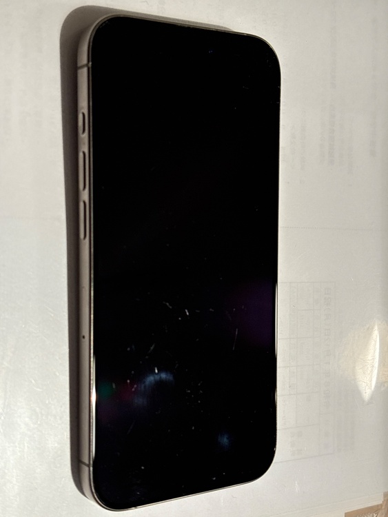 iPhone 15 Pro 256GB SIMフリー（スマホ）の商品画像 - 査定依頼日：2025年12月27日 - 最高査定価格：87,000円