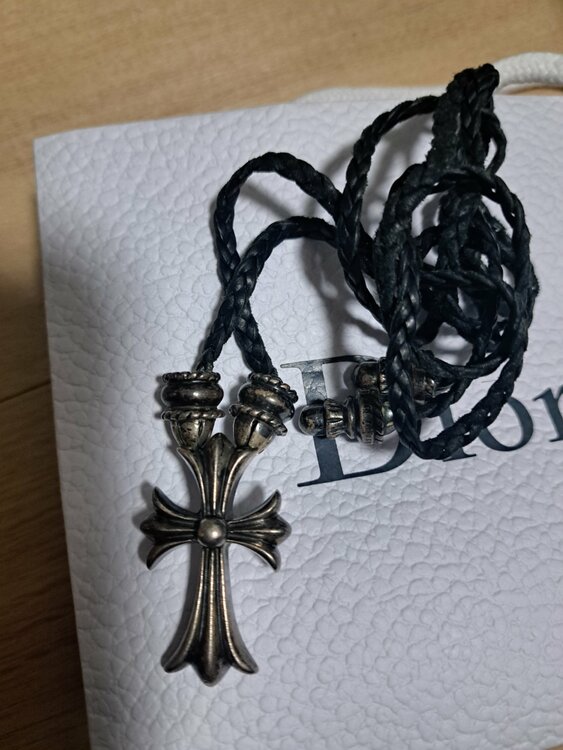 クロスネックレス（古着・ファッション）の商品画像 - 査定依頼日：2026年2月22日 - 最高査定価格：100,000円