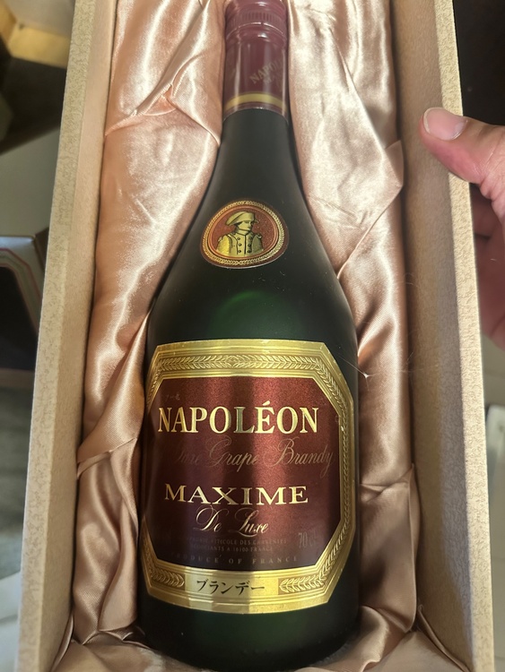 ナポレオン（お酒）の商品画像 - 査定依頼日：2026年8月31日 - 最高査定価格：100円