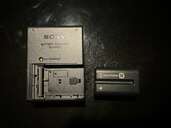 SONY バッテリーチャージャー BC-VM10（カメラ）の商品画像 - 査定依頼日：2023年11月22日 - 最高査定価格：3,000円