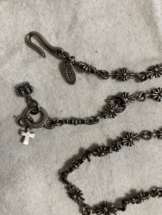 ジャスティンデイビス ネックレス（金・貴金属）の商品画像 - 査定依頼日：2024年4月9日 - 最高査定価格：5,000円