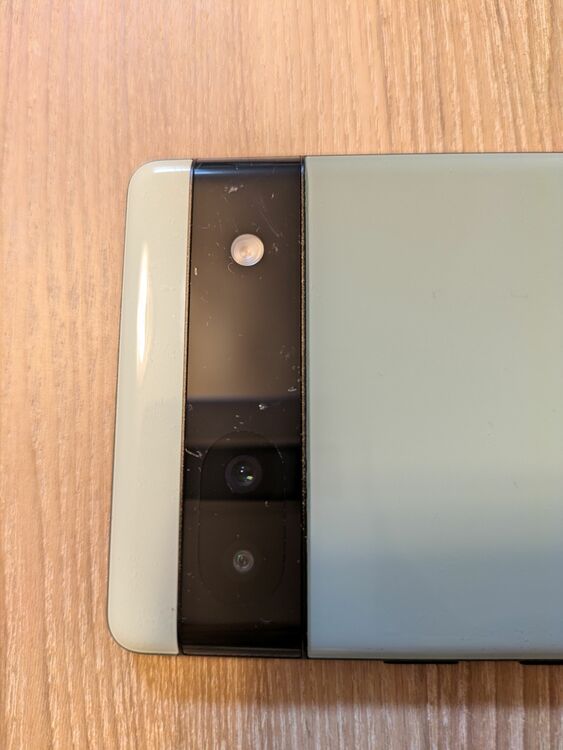 Google Pixel 6a au版 SIMフリー（スマホ）の商品画像 - 査定依頼日：2025年6月13日 - 最高査定価格：7,000円