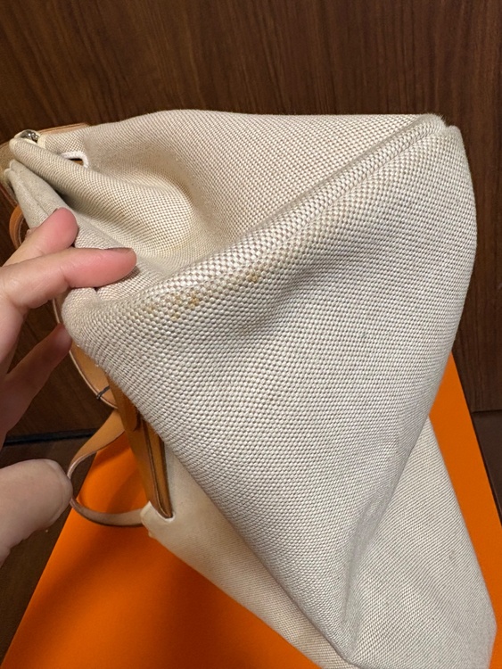 エールバック（ブランドバッグ）の商品画像 - 査定依頼日：2026年1月5日 - 最高査定価格：130,000円