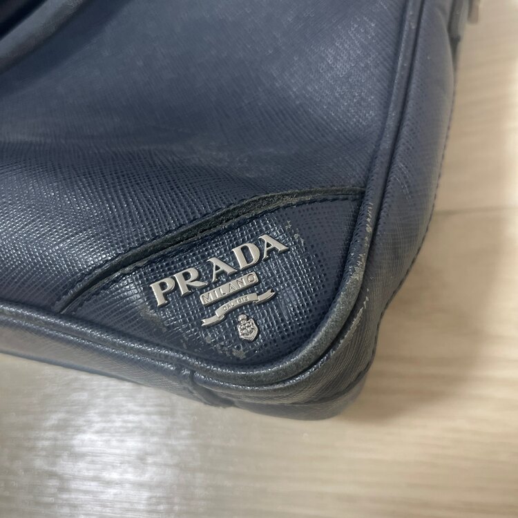 プラダ  （ブランドバッグ）の商品画像 - 査定依頼日：2025年3月18日 - 最高査定価格：60,000円