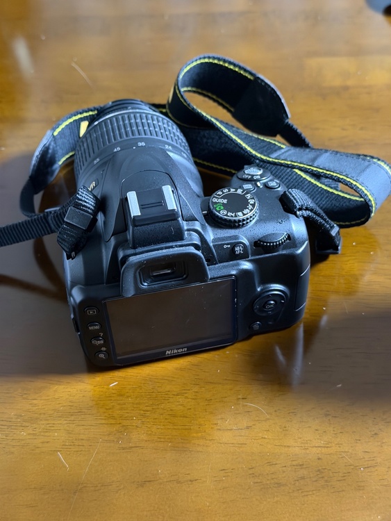 D3000（カメラ）の商品画像 - 査定依頼日：2026年6月8日 - 最高査定価格：10,100円