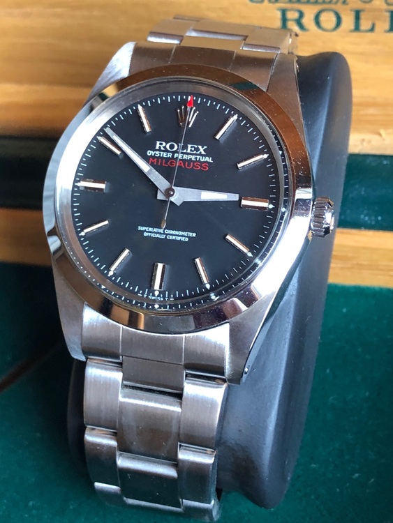 ロレックス ミルガウス ref.101（高級時計）の商品画像 - 査定依頼日：2025年6月8日 - 最高査定価格：4,000,000円