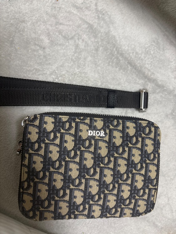 ディオール  （ブランドバッグ）の商品画像 - 査定依頼日：2025年10月27日 - 最高査定価格：100,000円