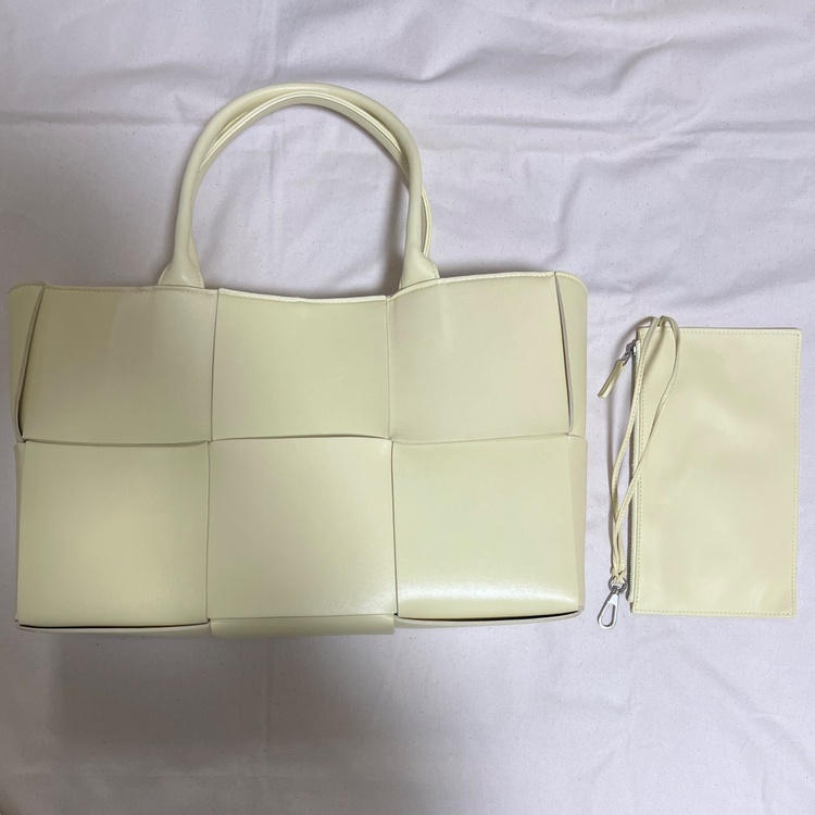 アルコトート（ブランドバッグ）の商品画像 - 査定依頼日：2026年4月20日 - 最高査定価格：120,000円