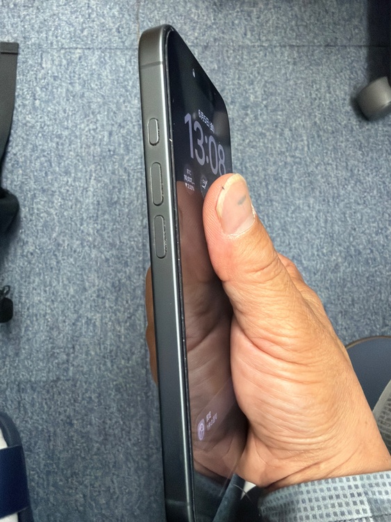 iPhone iPhone 17 256GB SIMフリー（スマホ）の商品画像 - 査定依頼日：2026年6月5日 - 最高査定価格：100,000円