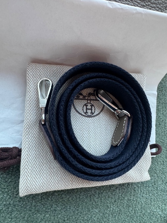 ミニエブリン tpm（ブランドバッグ）の商品画像 - 査定依頼日：2025年7月15日 - 最高査定価格：370,000円