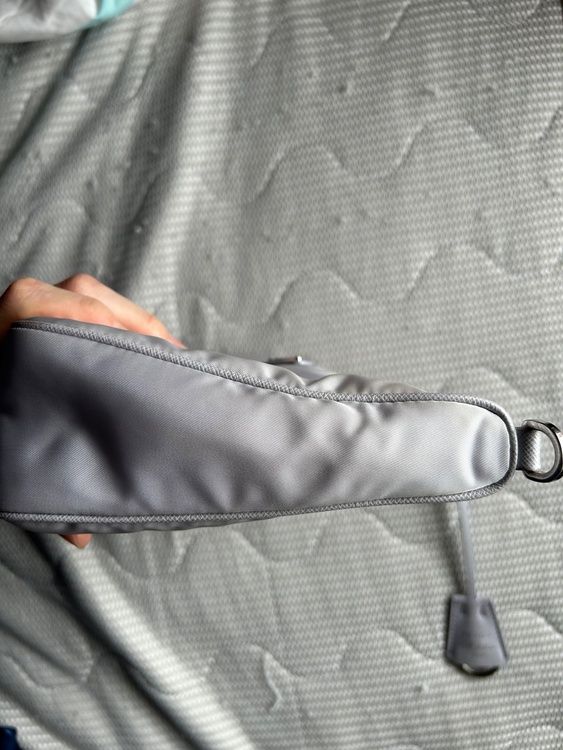 プラダ  （ブランドバッグ）の商品画像 - 査定依頼日：2026年1月6日 - 最高査定価格：130,000円