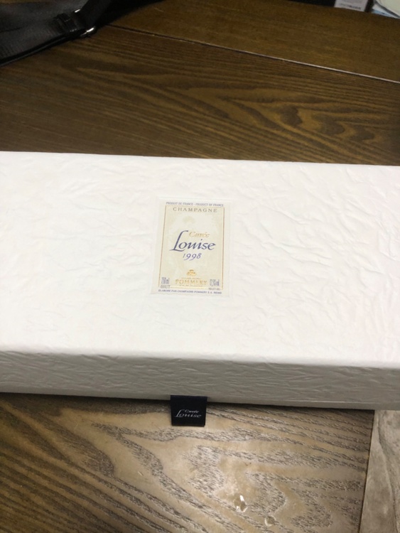 シャンパン シャンパン(その他)（お酒）の商品画像 - 査定依頼日：2026年9月3日 - 最高査定価格：16,000円