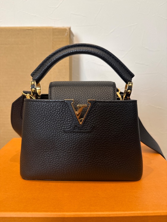 ルイヴィトン　カプシーヌミニ（ブランドバッグ）の商品画像 - 査定依頼日：2025年10月28日 - 最高査定価格：440,000円