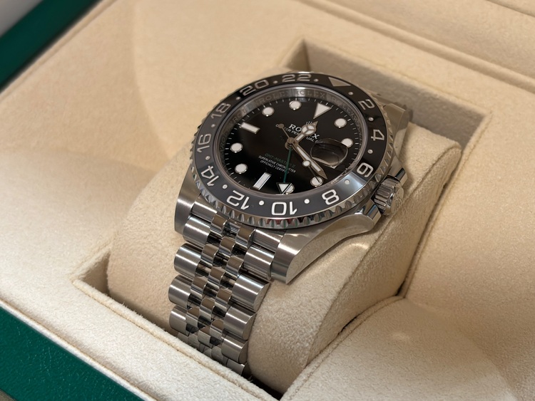 ロレックス GMTマスター （高級時計）の商品画像 - 査定依頼日：2025年7月6日 - 最高査定価格：2,790,000円