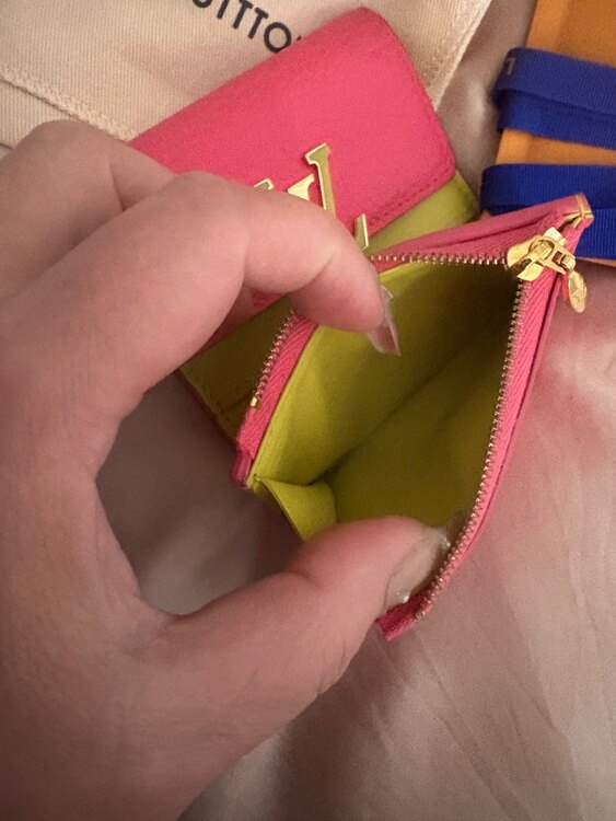 M81203ポルトフォイユカプシーヌXS日本限定色（ブランド財布・小物）の商品画像 - 査定依頼日：2025年5月11日 - 最高査定価格：58,000円