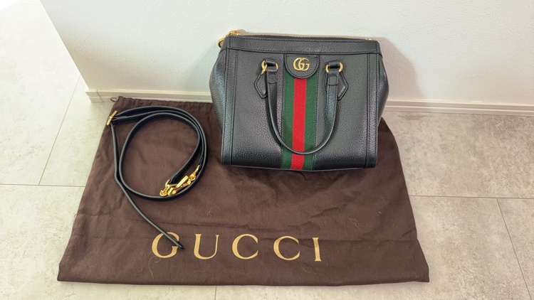 ショルダーバッグ（ブランドバッグ）の商品画像 - 査定依頼日：2025年12月16日 - 最高査定価格：120,000円