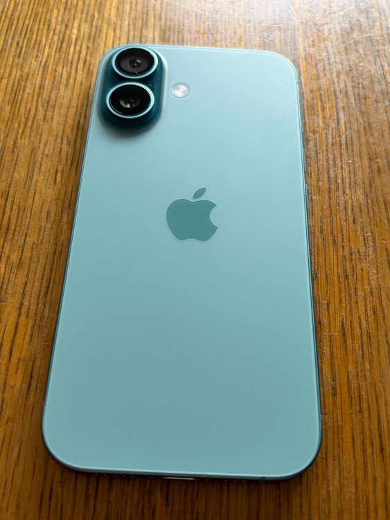 iPhone iPhone 16 128GB SIMフリー（スマホ）の商品画像 - 査定依頼日：2026年6月29日 - 最高査定価格：80,000円