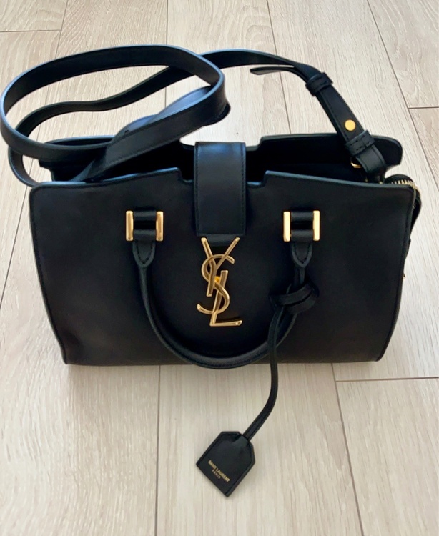 イブサンローラン  （ブランドバッグ）の商品画像 - 査定依頼日：2026年3月24日 - 最高査定価格：123,000円