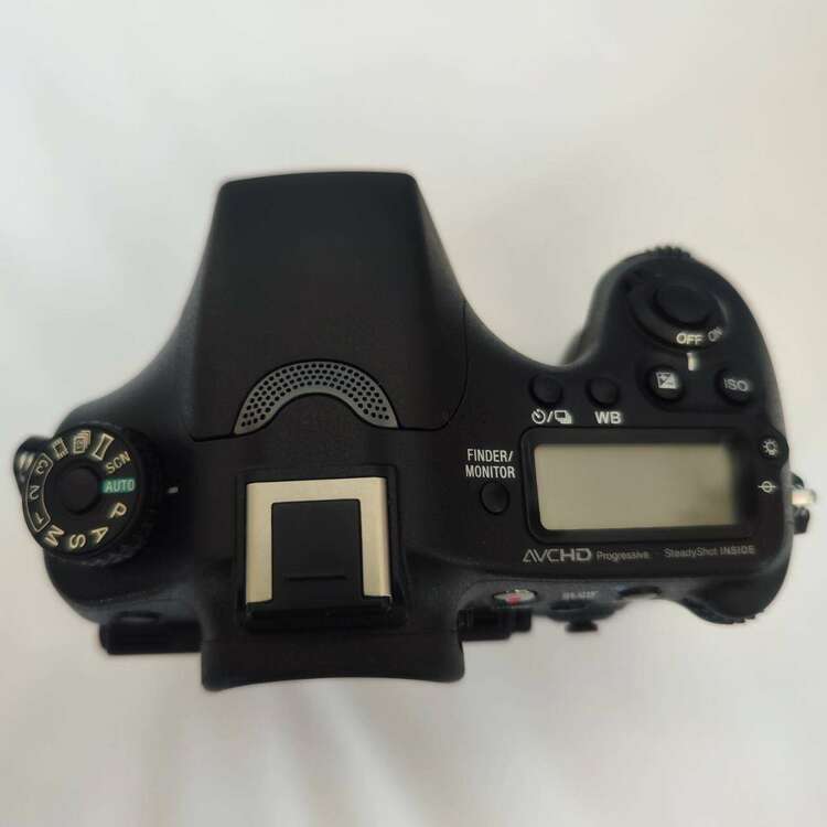 α77 II （カメラ）の商品画像 - 査定依頼日：2025年3月23日 - 最高査定価格：37,500円