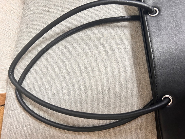 バレンシアガ  （ブランドバッグ）の商品画像 - 査定依頼日：2025年11月2日 - 最高査定価格：30,000円